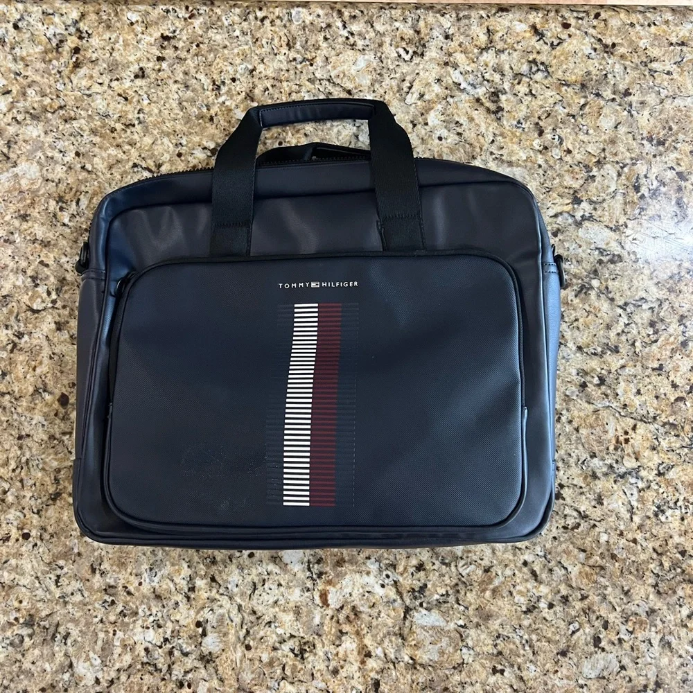 New - Tommy Hilfiger Men's Logo Computer Bag in Space Blue